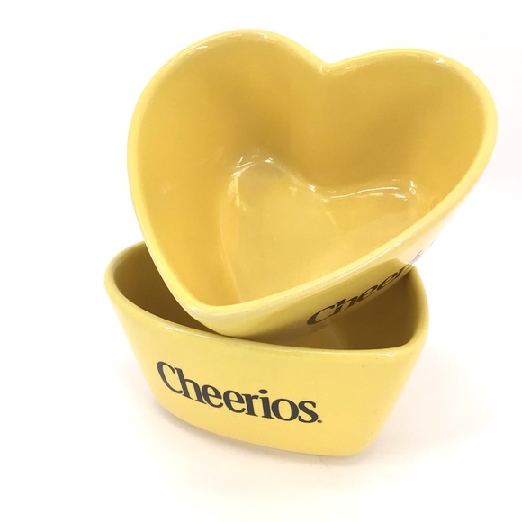 Cheerios General Mills Heart Shaped Yellow Bowls Set of 2 From 2003 - Picture 1 of 9